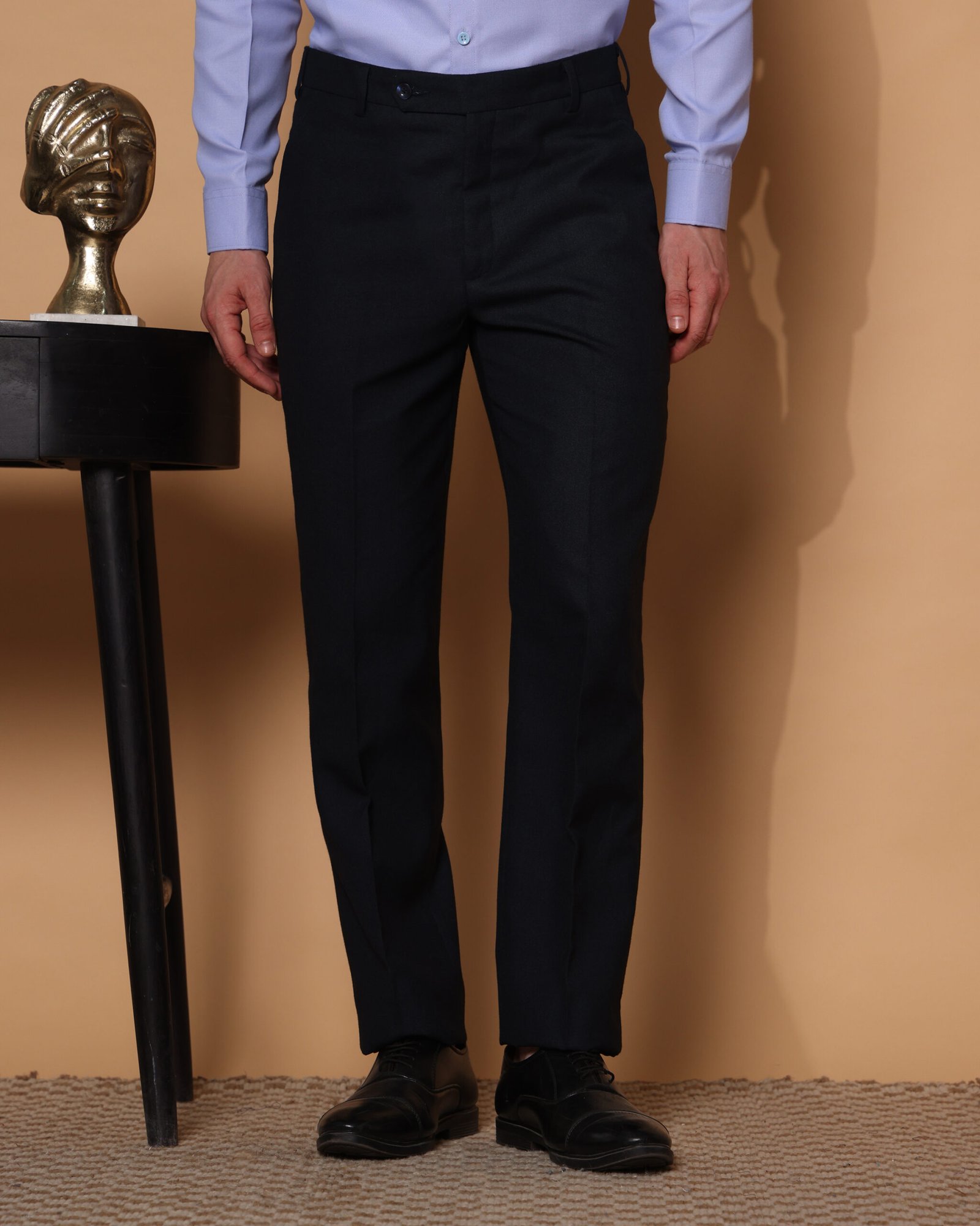The Londoner's Classic Navy Blue Two-Piece Suit - Image 10